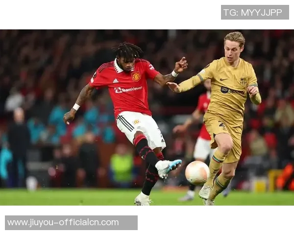 巴萨与曼联友谊赛战平绝杀瞬间点燃全场激情