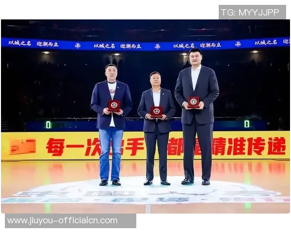 姚明与上海菜的美味邂逅探索中国篮球巨星的家乡味道与文化传承