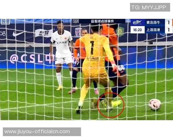 中超联赛惊现冷门多特蒙德大胜巴萨引发争议判罚热议 中超联赛惊现冷门多特蒙德大胜巴萨引发争议判罚热议