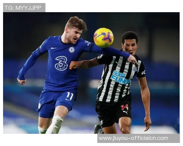 德甲激战：本菲卡与切尔西战成平局全场气氛火爆赛后点评引发热议