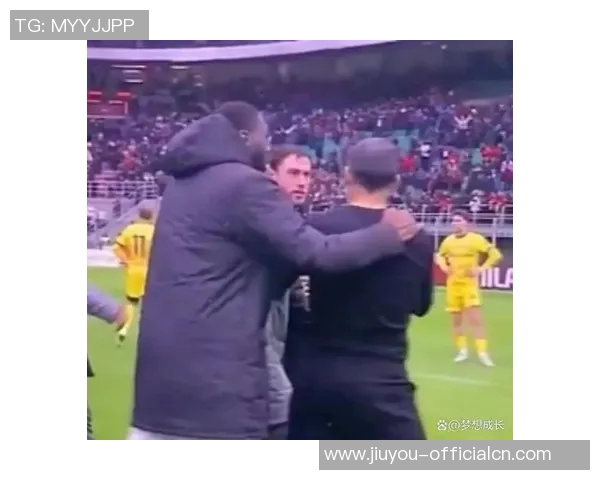 世界杯激战AC米兰逆转尤文图斯补时绝杀引发转会热议