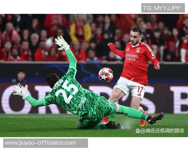 德甲激战切尔西大胜巴萨神奇扑救引发争议与热议